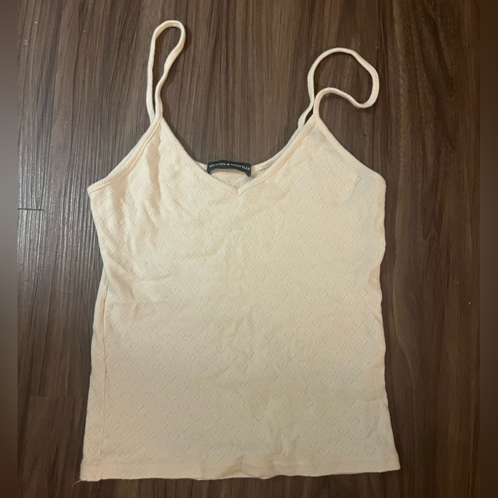 Brandy Melville heart design tank top